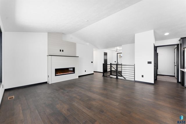 708 Highland St Street, Harrisburg, SD 57032