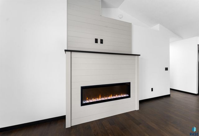 708 Highland St Street, Harrisburg, SD 57032