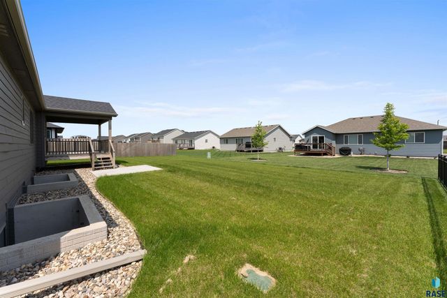 708 Highland St Street, Harrisburg, SD 57032