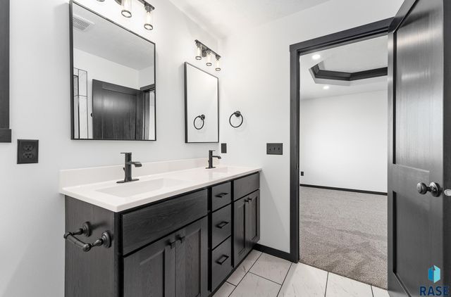 708 Highland St Street, Harrisburg, SD 57032