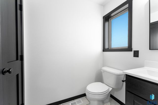 708 Highland St Street, Harrisburg, SD 57032