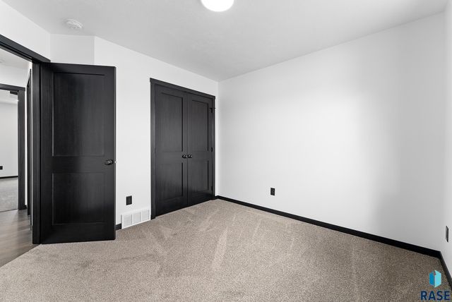 708 Highland St Street, Harrisburg, SD 57032