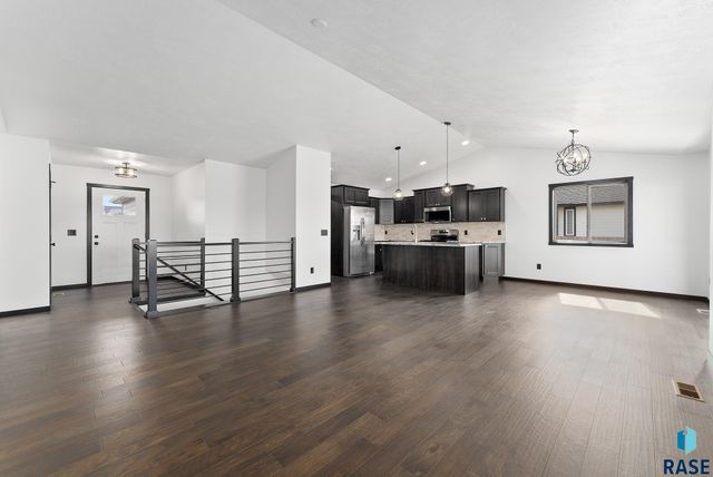 708 Highland St Street, Harrisburg, SD 57032