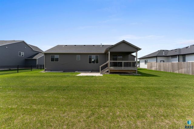 708 Highland St Street, Harrisburg, SD 57032