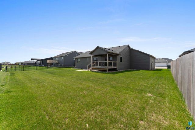 708 Highland St Street, Harrisburg, SD 57032