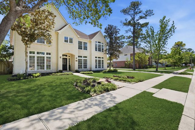 803 Hidden Creek Lane, Friendswood, TX 77546