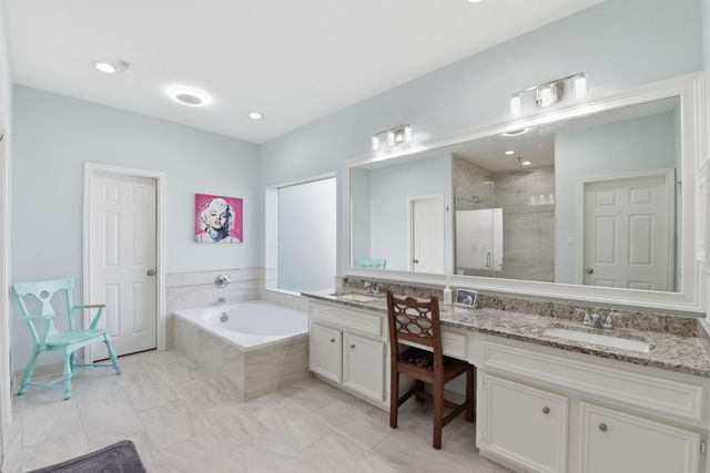 803 Hidden Creek Lane, Friendswood, TX 77546