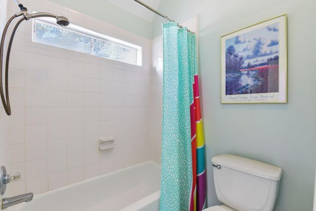 803 Hidden Creek Lane, Friendswood, TX 77546