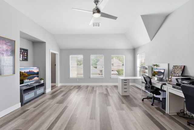 803 Hidden Creek Lane, Friendswood, TX 77546