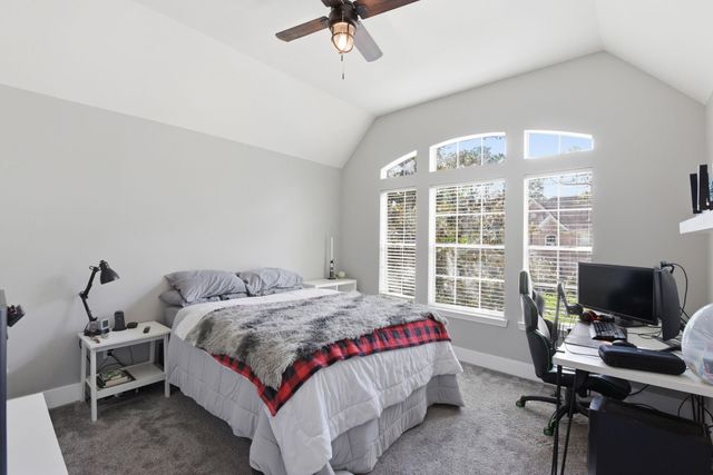 803 Hidden Creek Lane, Friendswood, TX 77546