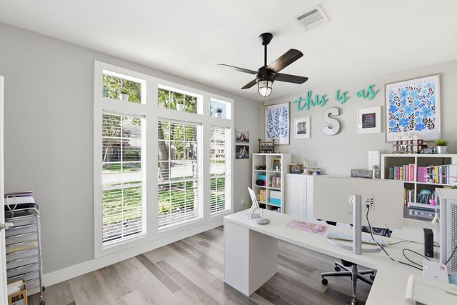 803 Hidden Creek Lane, Friendswood, TX 77546