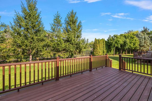 40683 Azalea Drive, Clinton Twp, MI 48036
