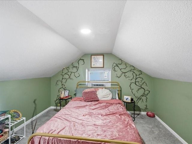 1141 E 75th Terrace, Kansas City, MO 64131