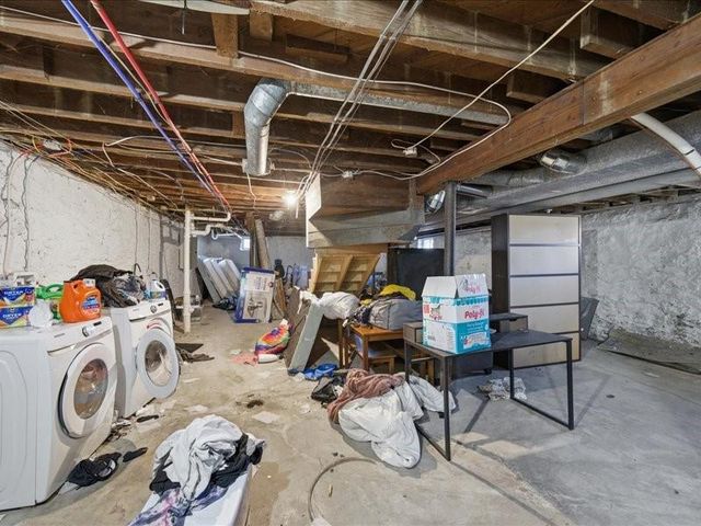 1141 E 75th Terrace, Kansas City, MO 64131