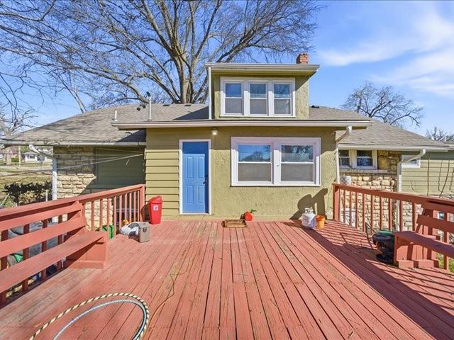 1141 E 75th Terrace, Kansas City, MO 64131