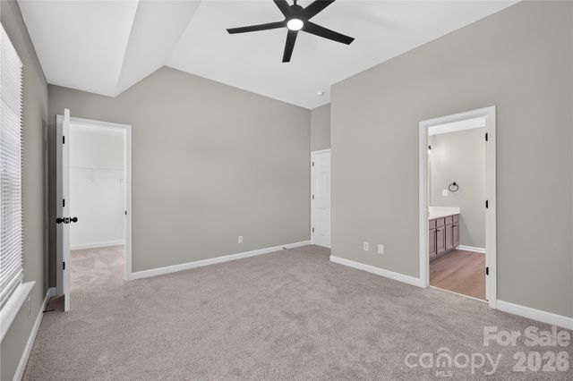 634 Longacre Drive, Charlotte, NC 28214