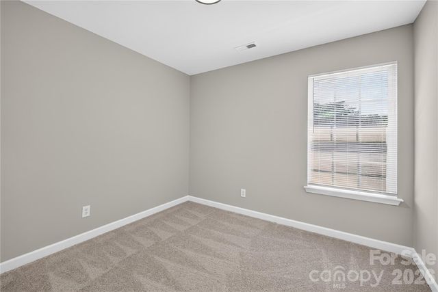634 Longacre Drive, Charlotte, NC 28214