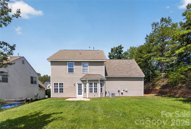 634 Longacre Drive, Charlotte, NC 28214