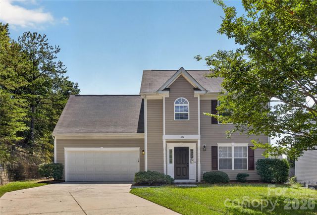 634 Longacre Drive, Charlotte, NC 28214