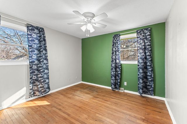 4153 E Ovid Avenue, Des Moines, IA 50317