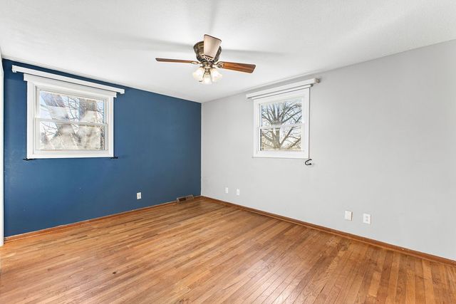 4153 E Ovid Avenue, Des Moines, IA 50317