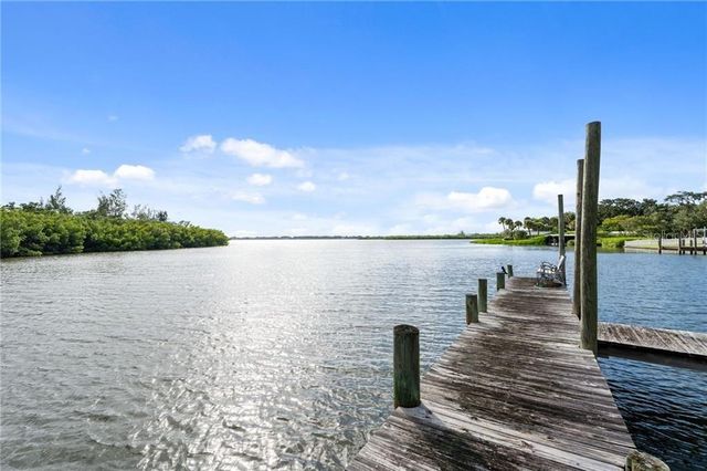 395 LIVE OAK DRIVE, Vero Beach, FL 32963