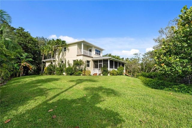 395 LIVE OAK DRIVE, Vero Beach, FL 32963