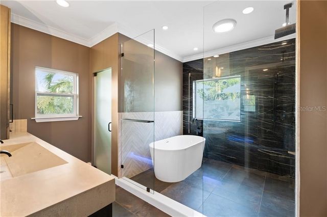 395 LIVE OAK DRIVE, Vero Beach, FL 32963