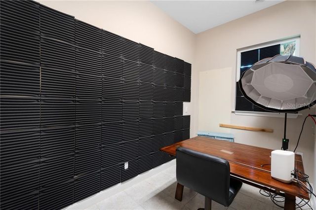 395 LIVE OAK DRIVE, Vero Beach, FL 32963