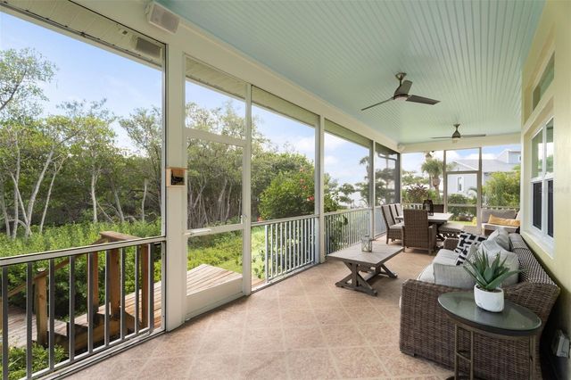 395 LIVE OAK DRIVE, Vero Beach, FL 32963