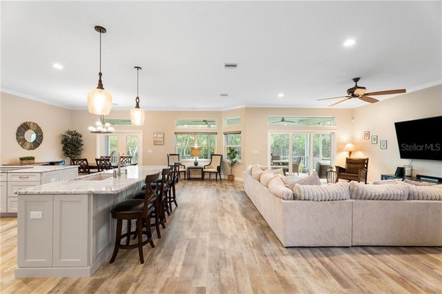 395 LIVE OAK DRIVE, Vero Beach, FL 32963