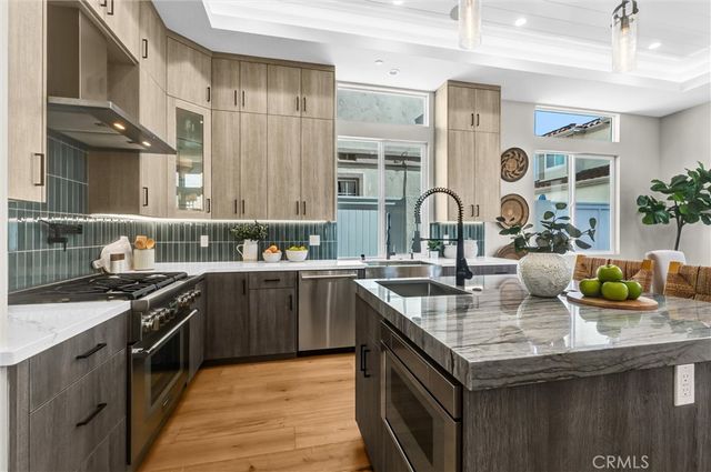 2016 Farrell Avenue A, Redondo Beach, CA 90278