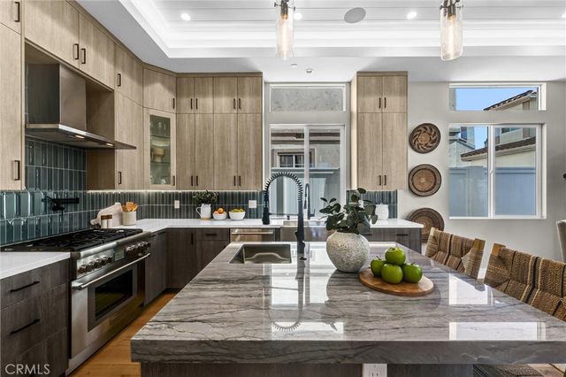 2016 Farrell Avenue A, Redondo Beach, CA 90278