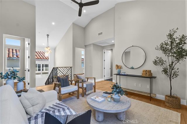 2016 Farrell Avenue A, Redondo Beach, CA 90278