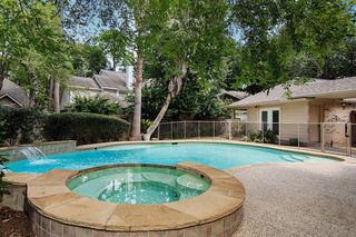 27 Bluff Creek Place, The Woodlands, TX 77382