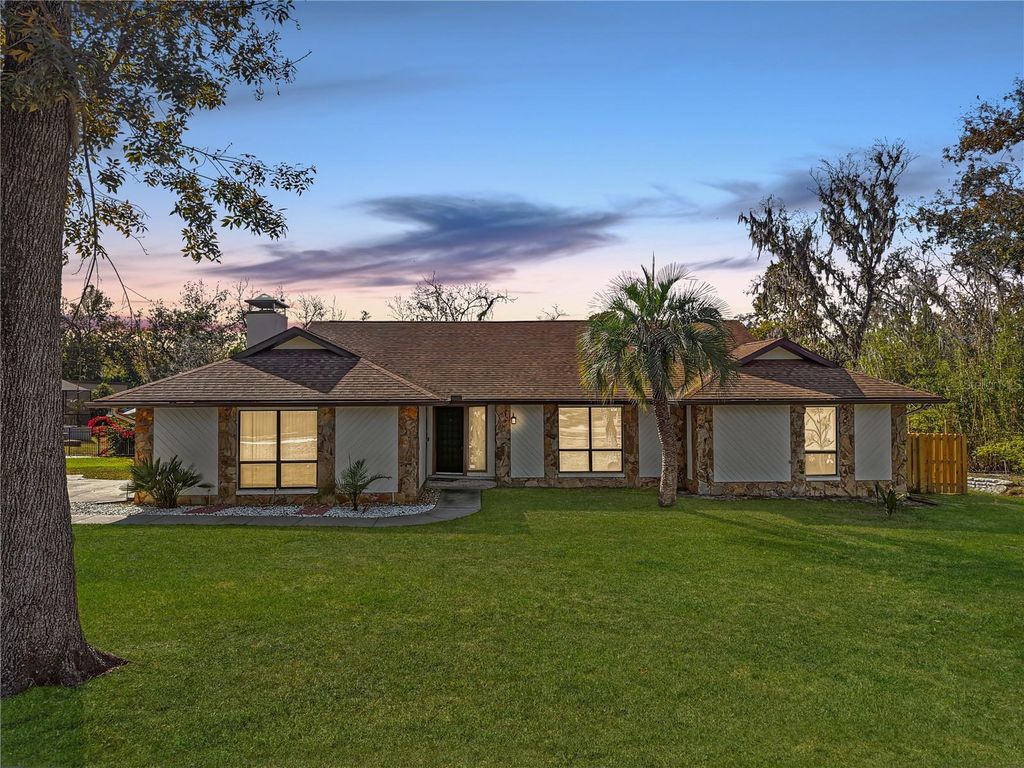 109 HOLLY TREE LANE, Brandon, FL 33511