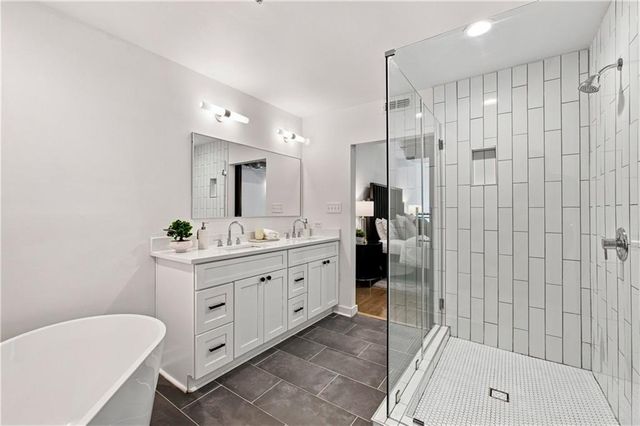 260 18th Street NW 10304, Atlanta, GA 30363