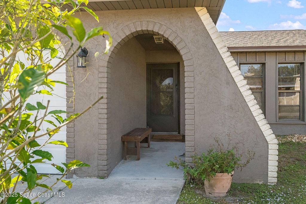 115 Angelo Road SE, Palm Bay, FL 32909