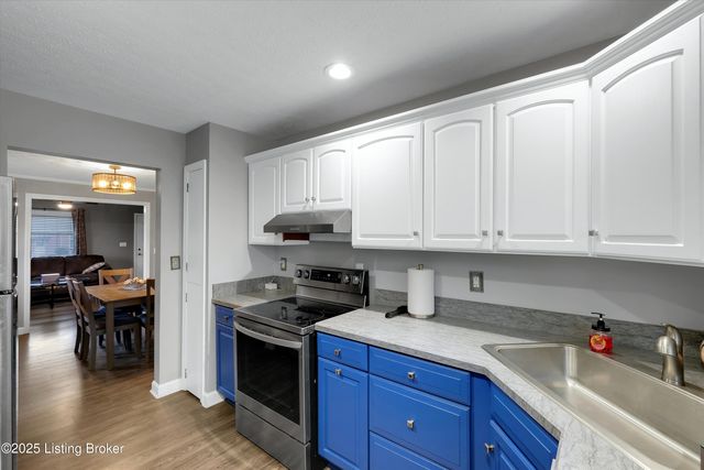 3220 Cardinal Ave, Shepherdsville, KY 40165