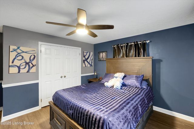 3220 Cardinal Ave, Shepherdsville, KY 40165