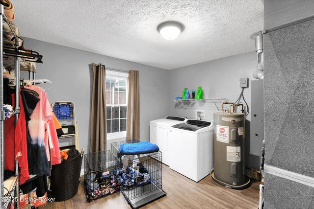 3220 Cardinal Ave, Shepherdsville, KY 40165