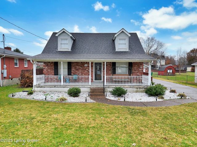 3220 Cardinal Ave, Shepherdsville, KY 40165
