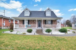 3220 Cardinal Ave, Shepherdsville, KY 40165