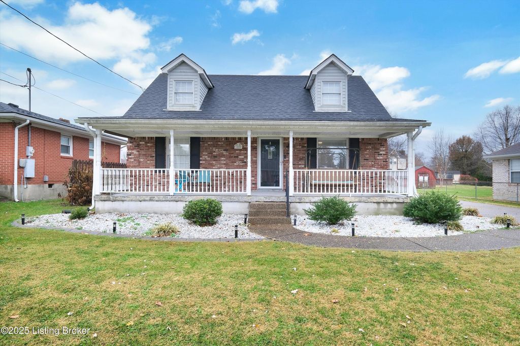 3220 Cardinal Ave, Shepherdsville, KY 40165
