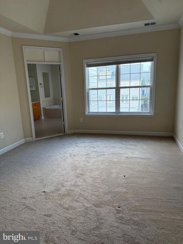 907 PLEASANT DR, Rockville, MD 20850