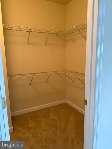 907 PLEASANT DR, Rockville, MD 20850