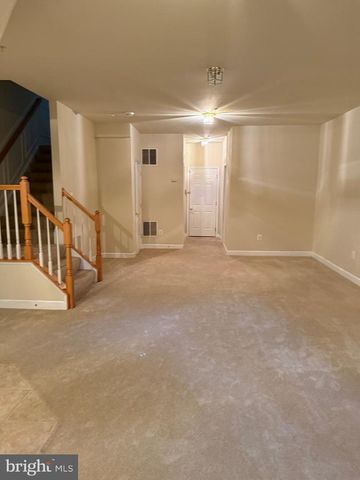 907 PLEASANT DR, Rockville, MD 20850