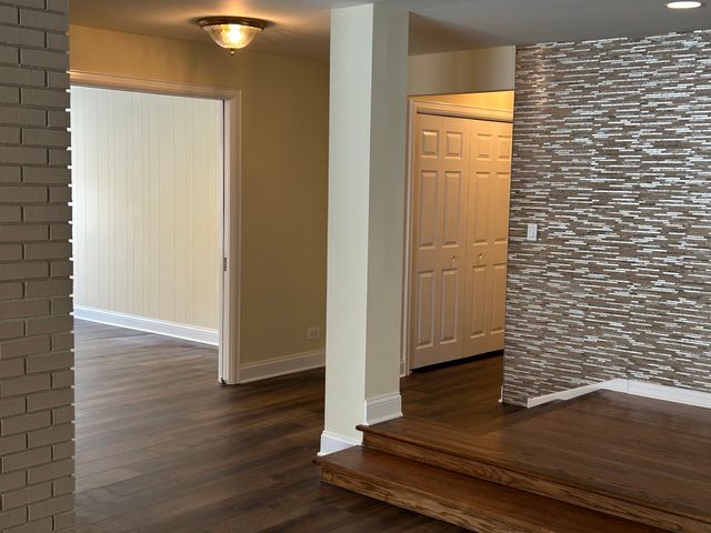 1 Oak Brook Club Drive A105, Oak Brook, IL 60523