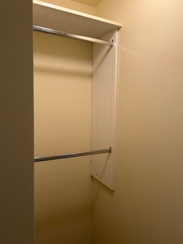 1 Oak Brook Club Drive A105, Oak Brook, IL 60523