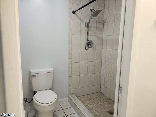 1901 SE 15th PL A, Cape Coral, FL 33990